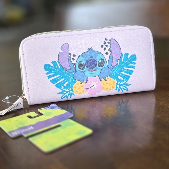 Disney Stitch Wallet - Pink. NEW - Picture 2 of 4